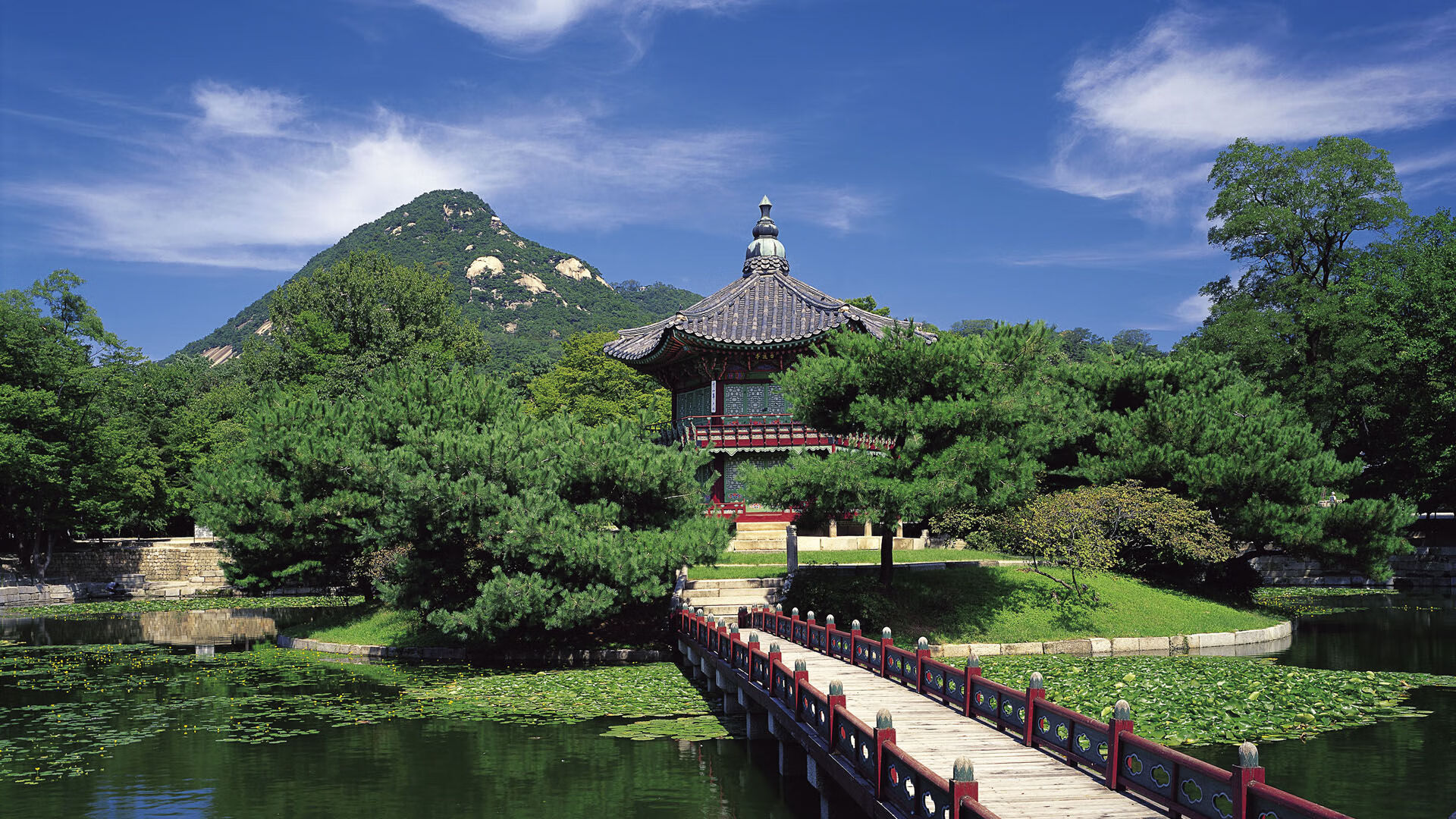 快船核心乔治自建训练营，支持青年球员成长，乔治在快船打什么位置