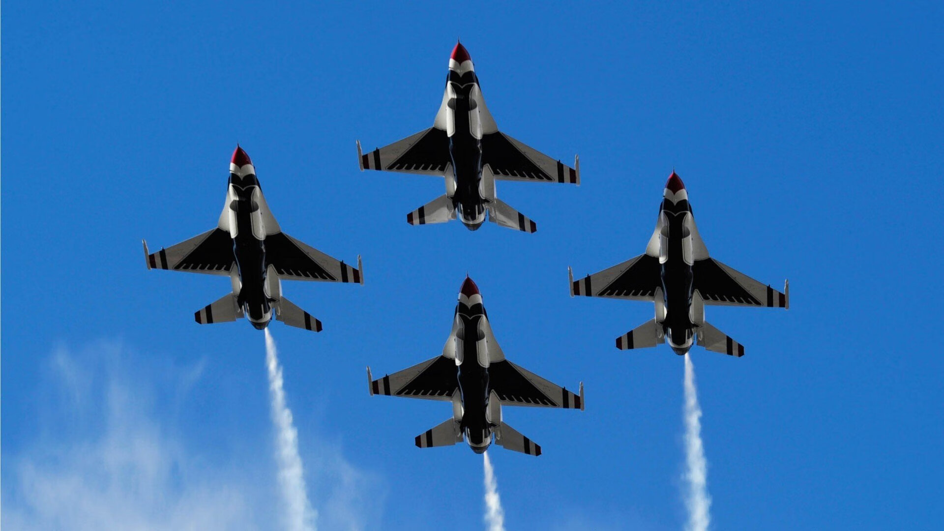 仰泳出水角度更有利推进,仰泳的推进力在哪里